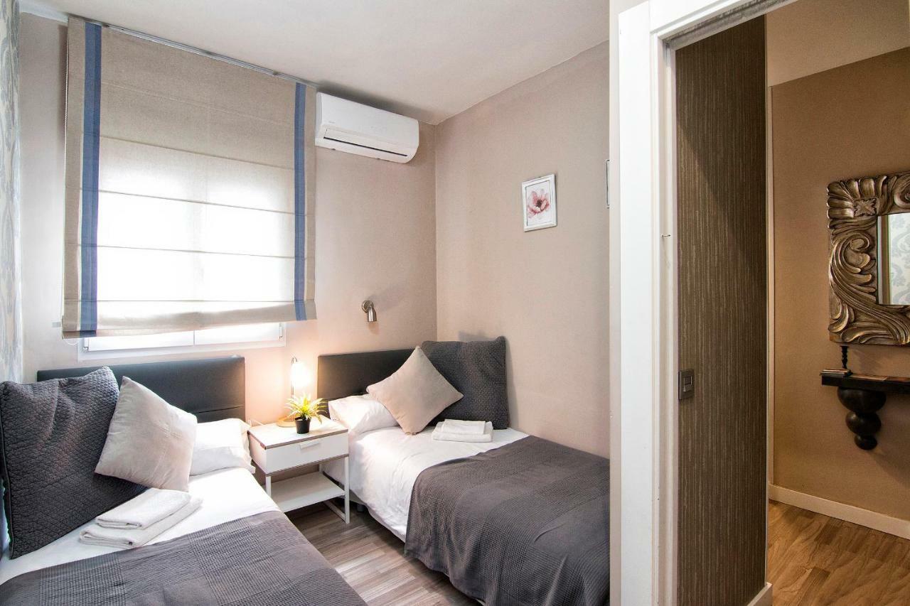 Apartamento Gran Via Centro Apartment Гранада Екстериор снимка