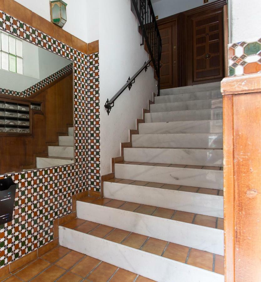 Apartamento Gran Via Centro Apartment Гранада Екстериор снимка